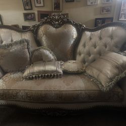 Recliners, Electric Recliners, Six Months Old And Six Months Old Chair Late New Condition Bolt Worth Mark Sell 100 For Three