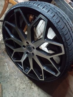 Borghini 24" Rims W/ Tire