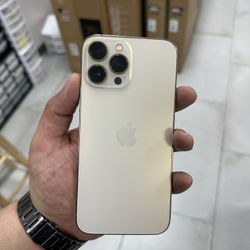iPhone 13 Pro Max Unlocked 128GB! Finance For $50 Down Payment!!
