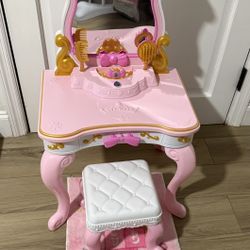 Disney Princess Vanity 
