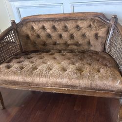 FREE Retro Loveseat