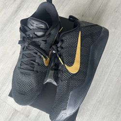 Nike Kobe 11 Fade to Black Size 12
