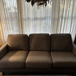 Free Couch 