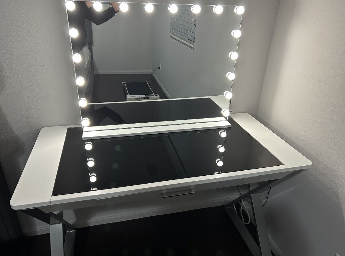 Vanity Mirror And Desk