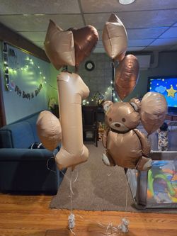 Free 1st birthday balloons