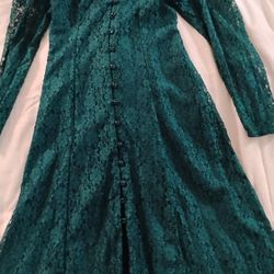 Ladies Lace Dress Size 8