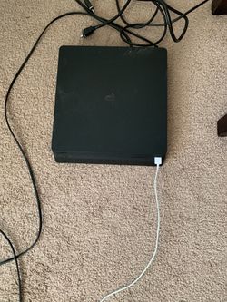 Ps4 slim with 2 controllers $300