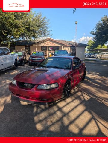 2000 Ford Mustang