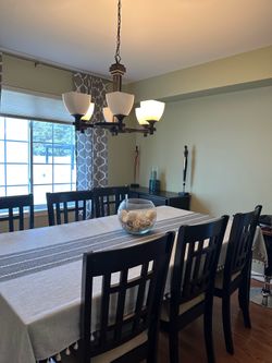 Solid Wood Dining Set with Buffet & Extension Leaf – 6 Chairs – Excellent Condition