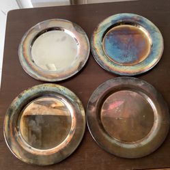 Vintage W M   A Rogers Silver Plate Lot Of 4 Plates