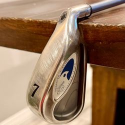 Callaway Hawk Eye 7 Iron - 37” Firm Graphite Shaft