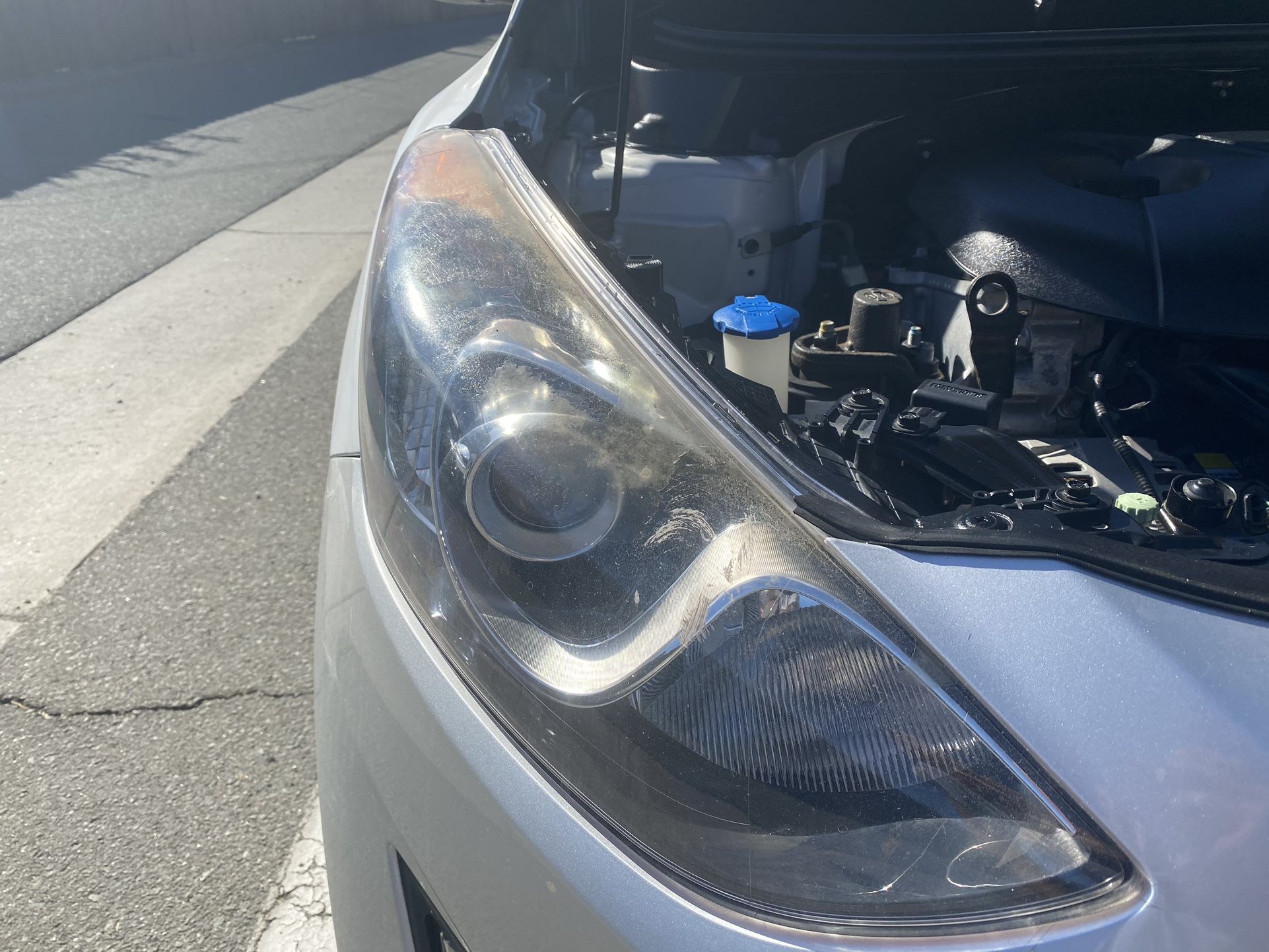 Meguiar's ultimate compound worked really well on my headlights, as for  sealing what do you guys recommend? Just a wax? : r/Detailing