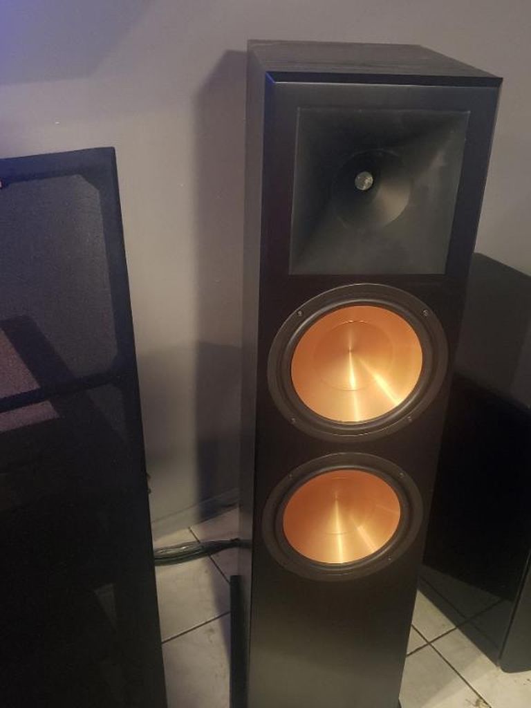 Klipsch RF7 III Speakers