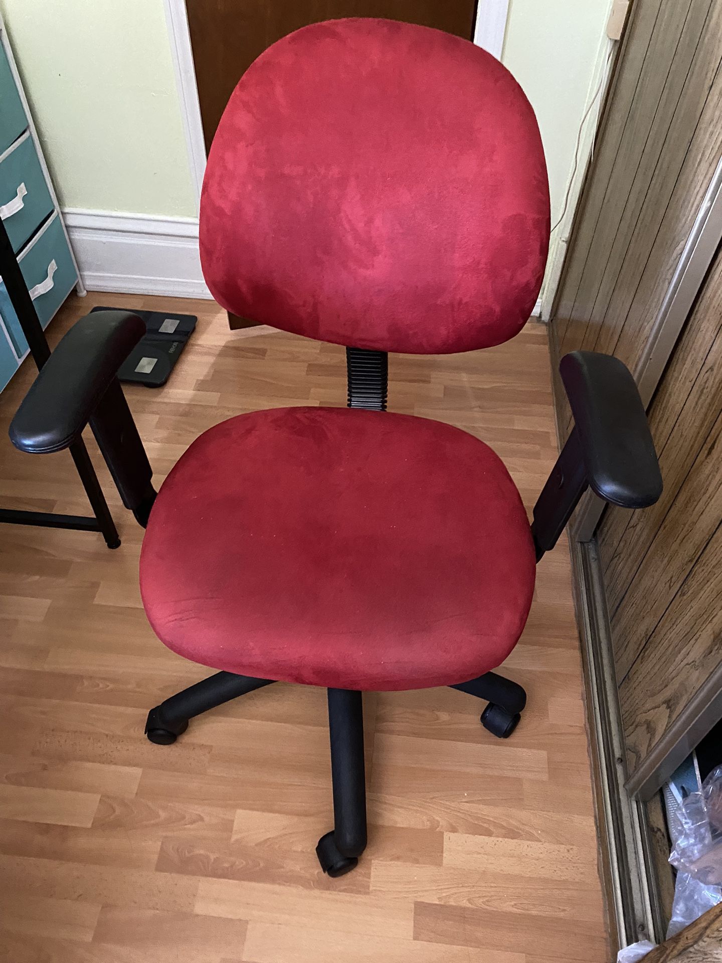 Red Desk Chair