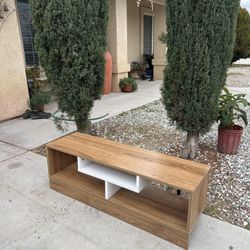 Tv Stand!