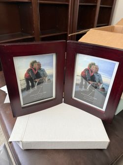 Double Picture Frame