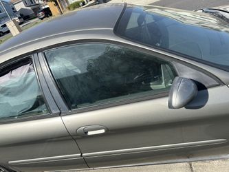 2003 Ford Taurus