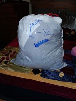 Ladies clothes large n xl