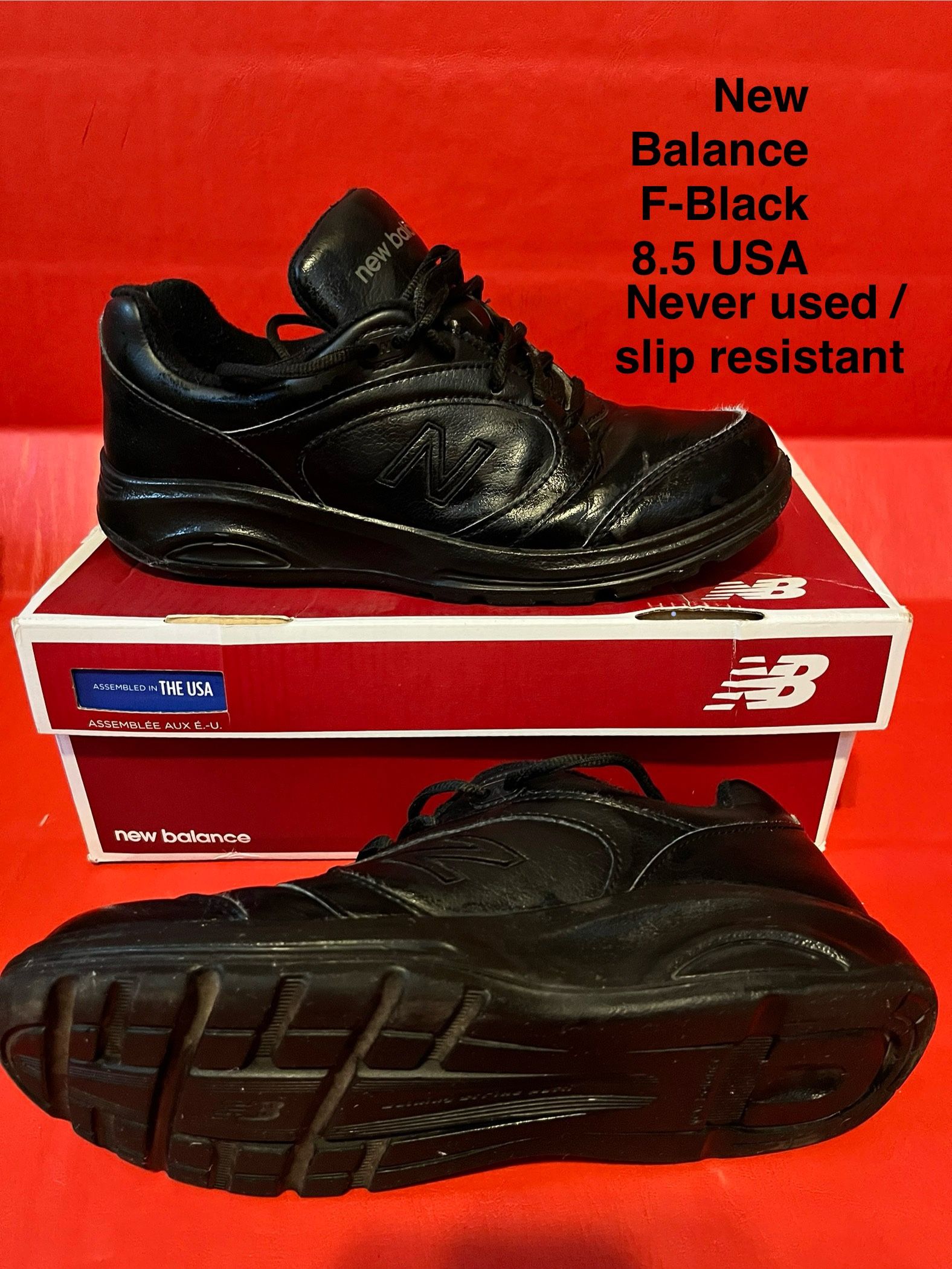 Black New Balance Shoes -Female