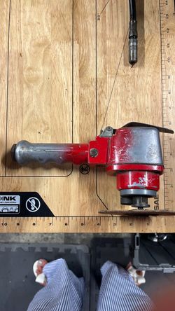 Air tool