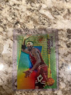 Scottie Pippen 1994 Topps Clearcut