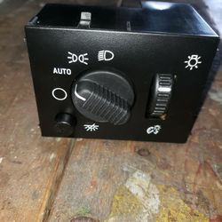 Brand New Never Used Or Opened Replaces Chevrolet GMC Cadillac Hummer Headlight Switch DIY Solutions BSS00712

