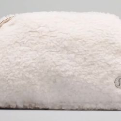Lululemon fleece everywhere belt bag