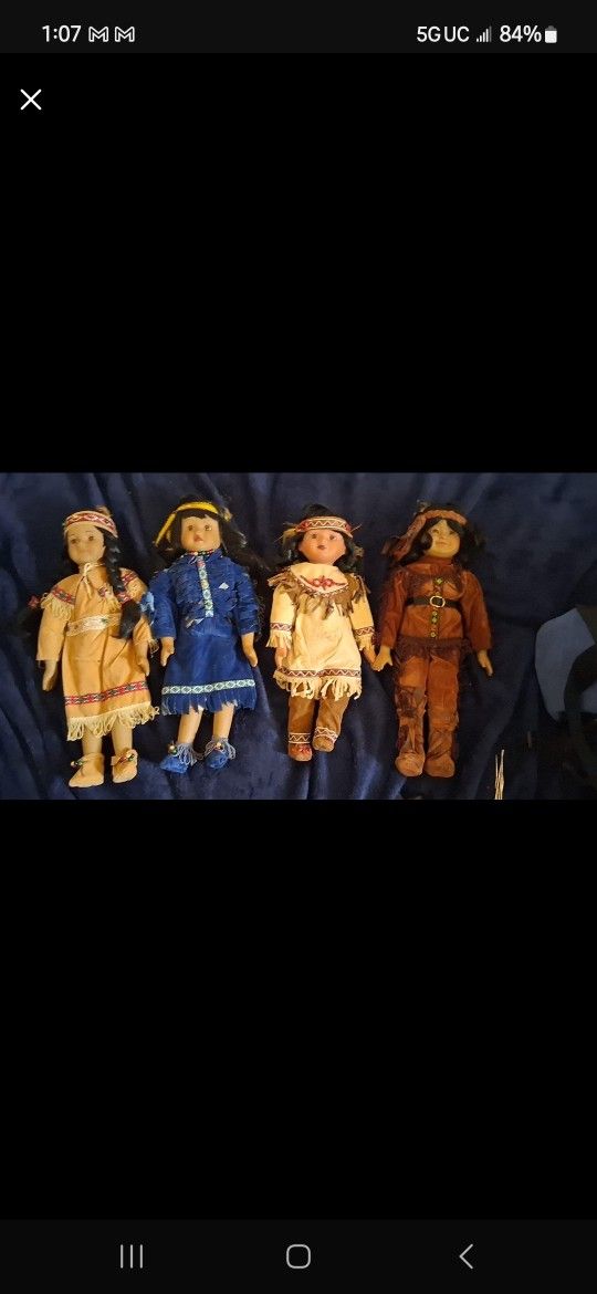 Porcelain Chochina Dolls