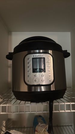 Instant pot pressure cooker