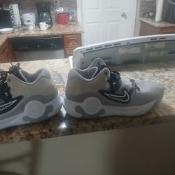  Brooklyn Nets  Influenced  KDs  Size 12