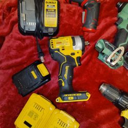 DeWalt 1/2 Impact And Drill 3 Batteries And Charger