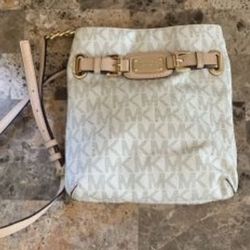 Michael Kors Hamilton Crossbody Bag
