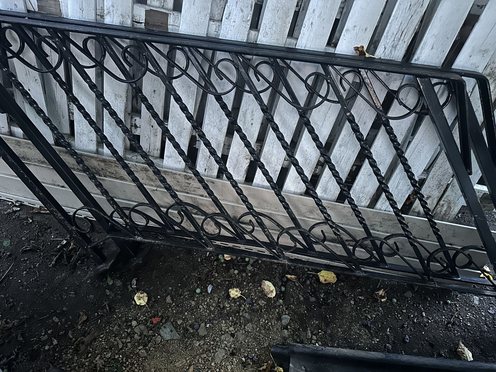 Ornamental iron railing For The Front Door Steps