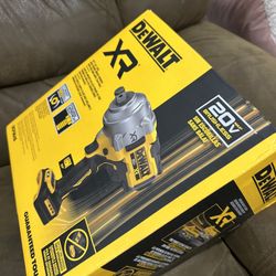 DEWALT Llave de impacto inalámbrica 20V