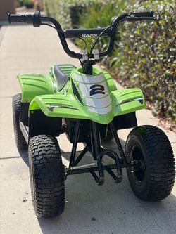 Razor 24V Dirt Quad SX McGrath