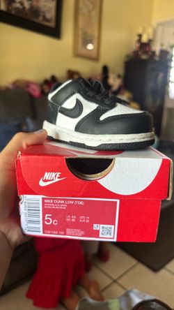 Toddler nike pandas 5c