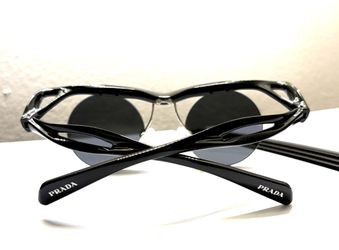 Prada SPR A18 sunglasses (Black)