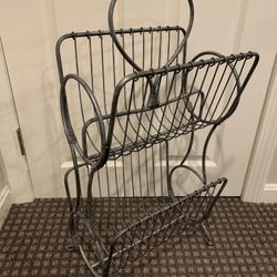 Multifunctional Two-Tiered MAGAZINE RACK