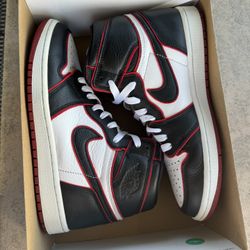Air Jordan 1 Retro High OG Bloodline