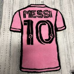 17x26 Messi Handmade Rug 