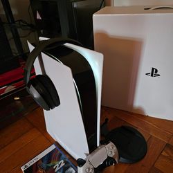 PS5 Disc 5 Games Headset & Box 