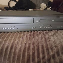 Magnavox VHS & DVD Recorder
