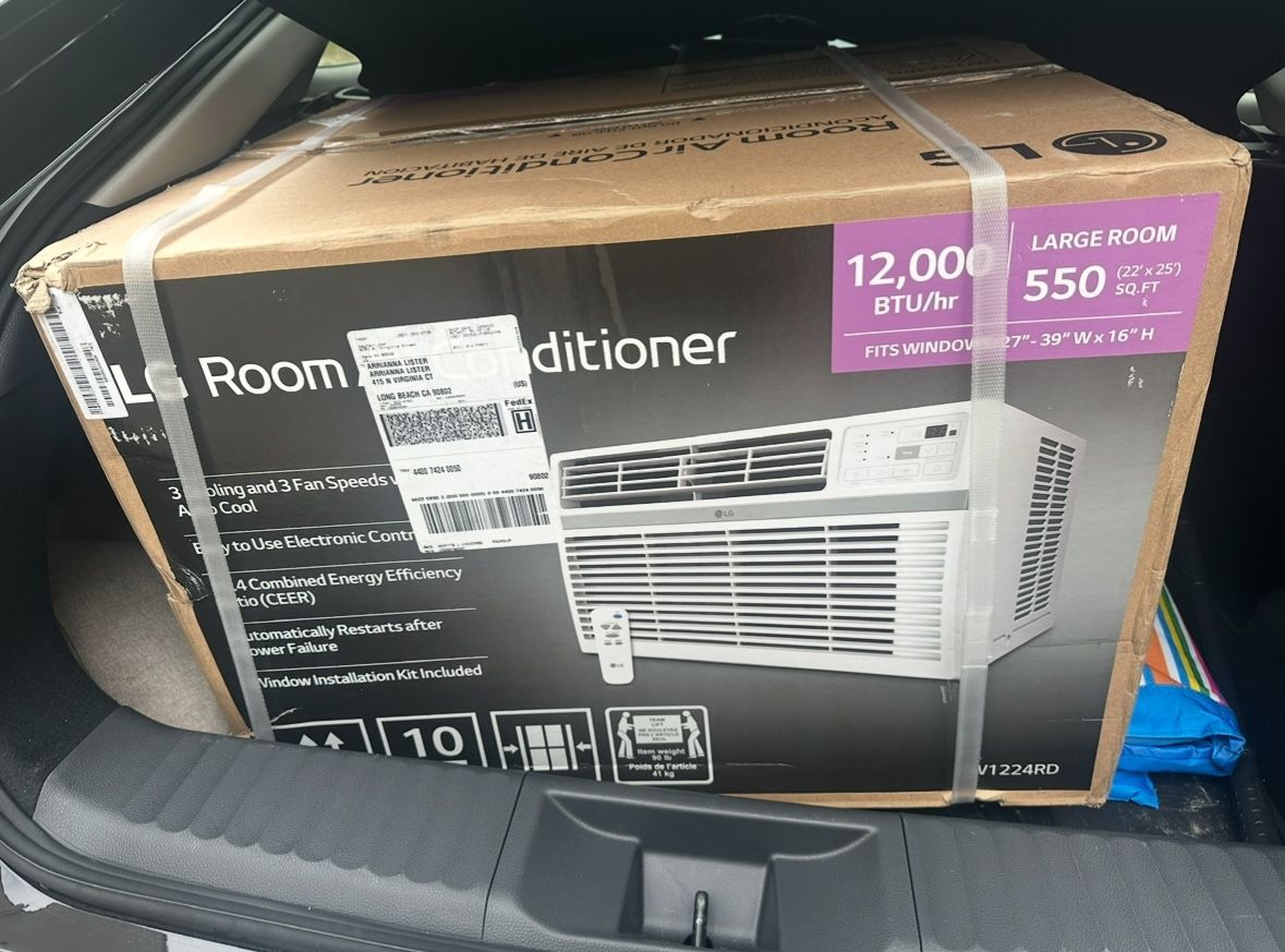 12000 BTU Window Unit AC LG 550 Sqft