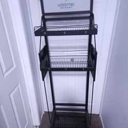 Shelf monster design