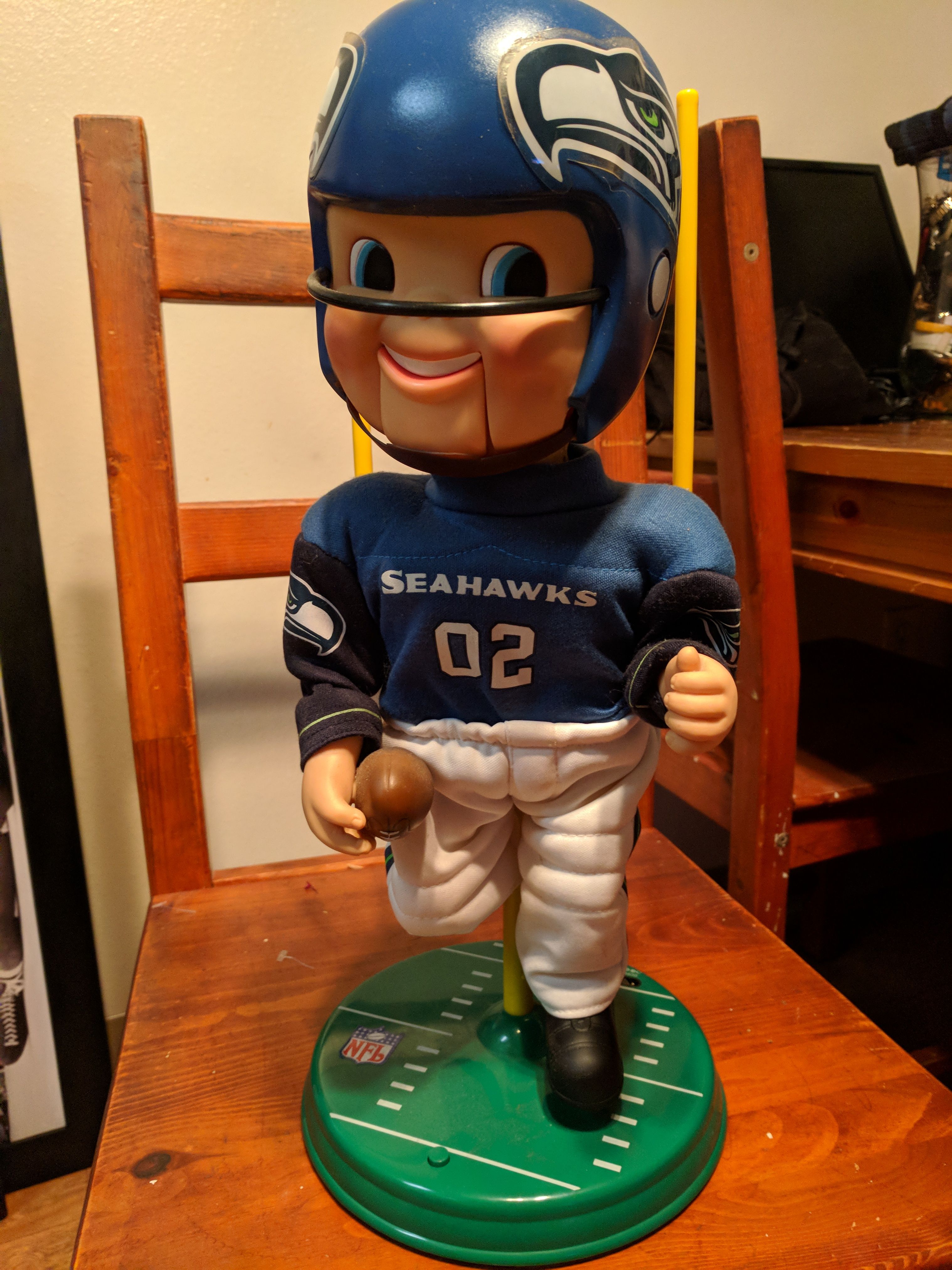 SEAHAWKS PIGSKIN PETE