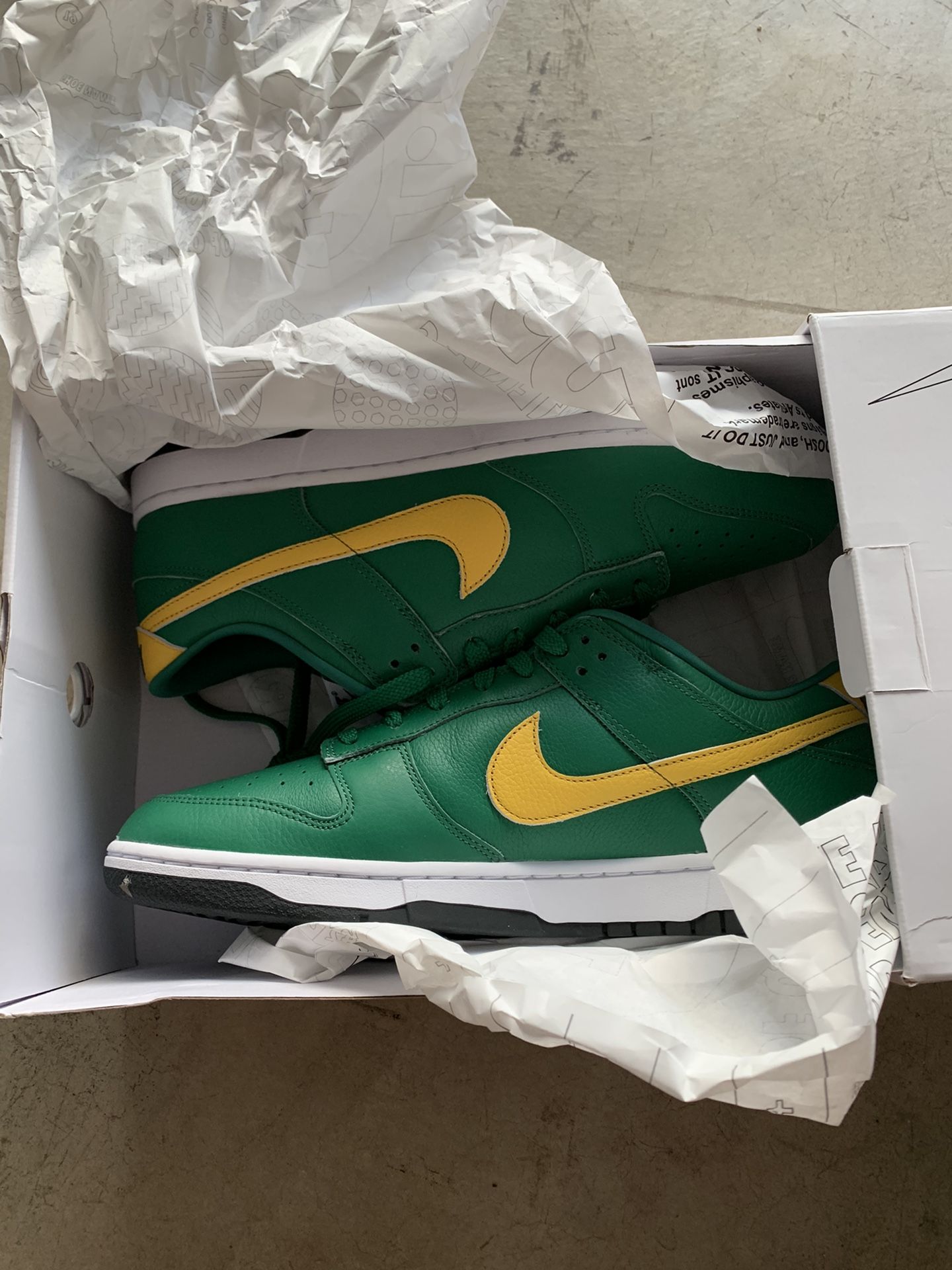 Brand new Nike Dunk Low By You “Oregon Green”