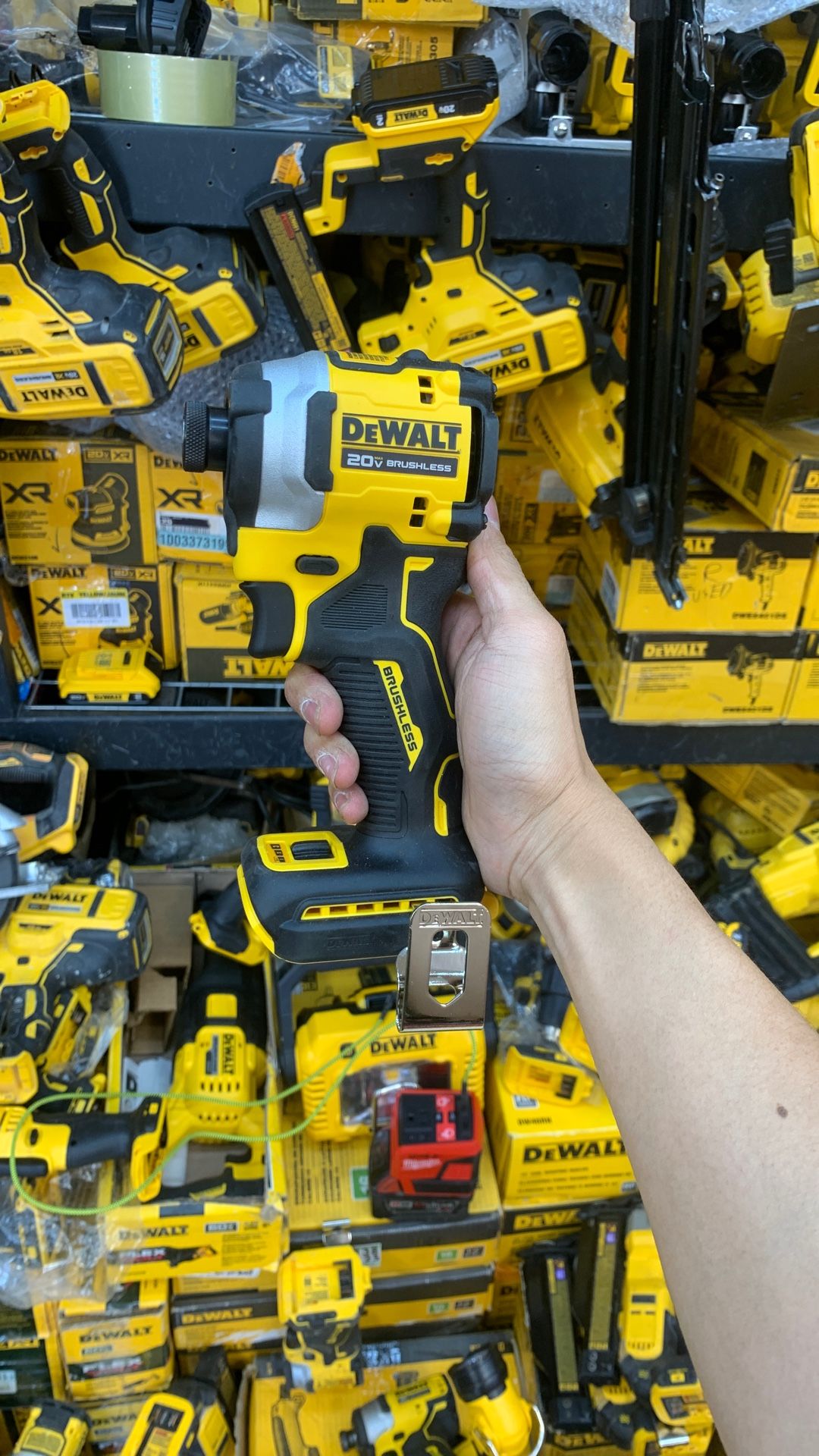 Dewalt 20v Cordless 1/4” Speed Impact