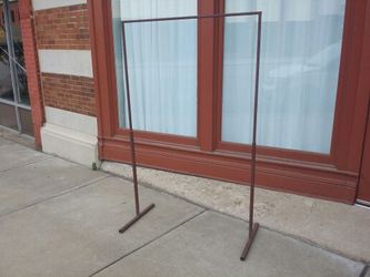 Clothing rack 6ft tall or chrome one choice