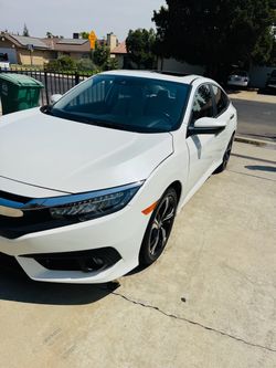 Honda civic touring 2018