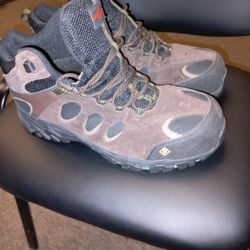 Brand New Size 12 Merrell  Steel Toe Great Value Plus Winter Ready